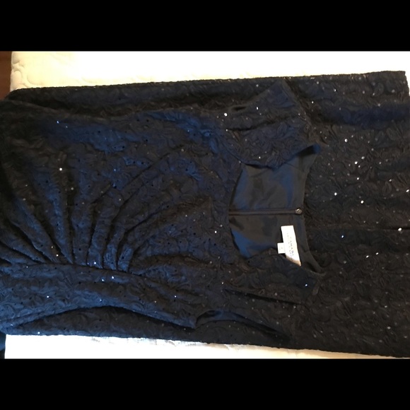 Dress Formal - Picture 4 of 4